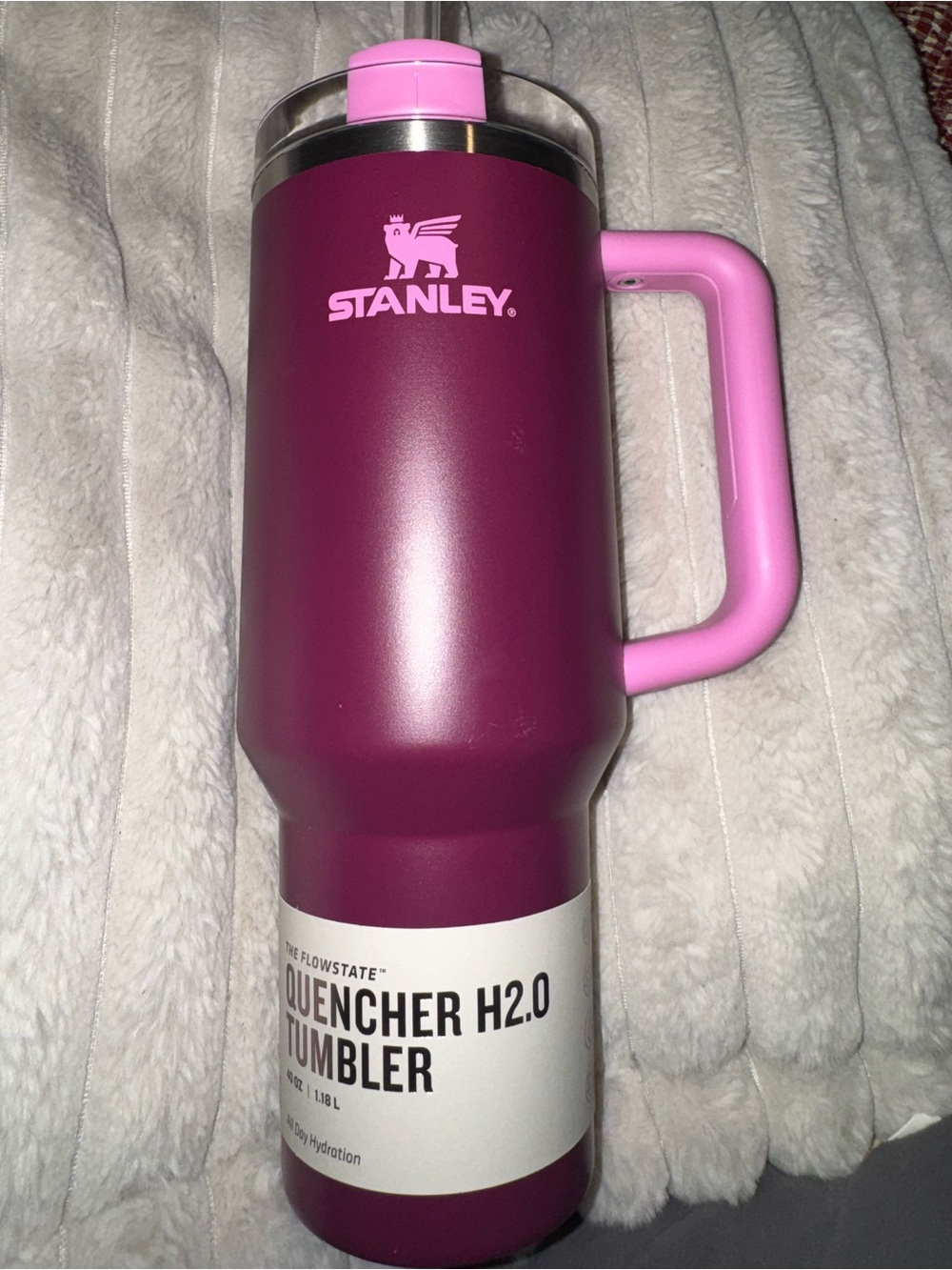 Stanley Quencher H2.0 Tumbler - Rose Bouquet - Picture 2 of 11